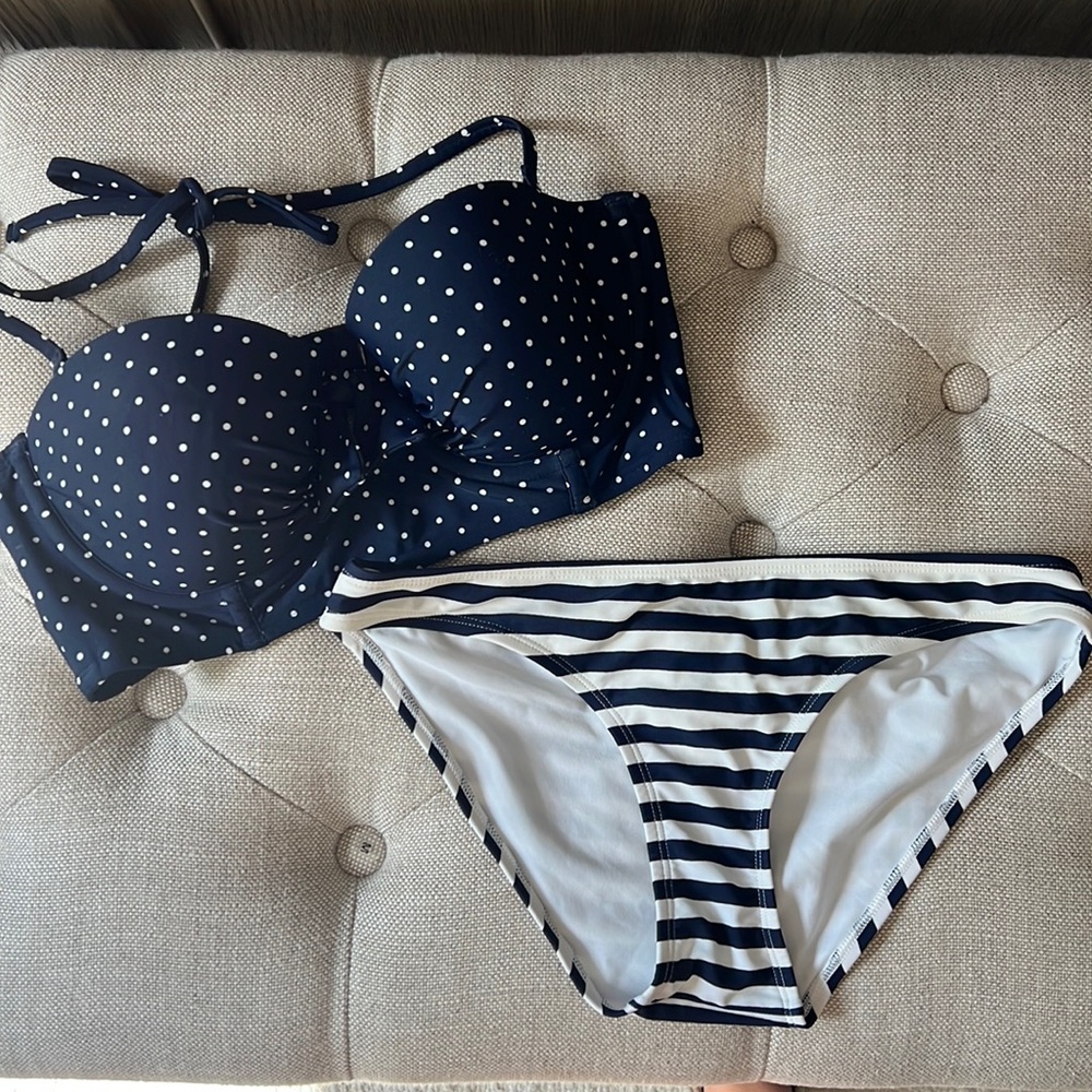 American Eagle Aerie Swimsuit 34D top/ small bottom